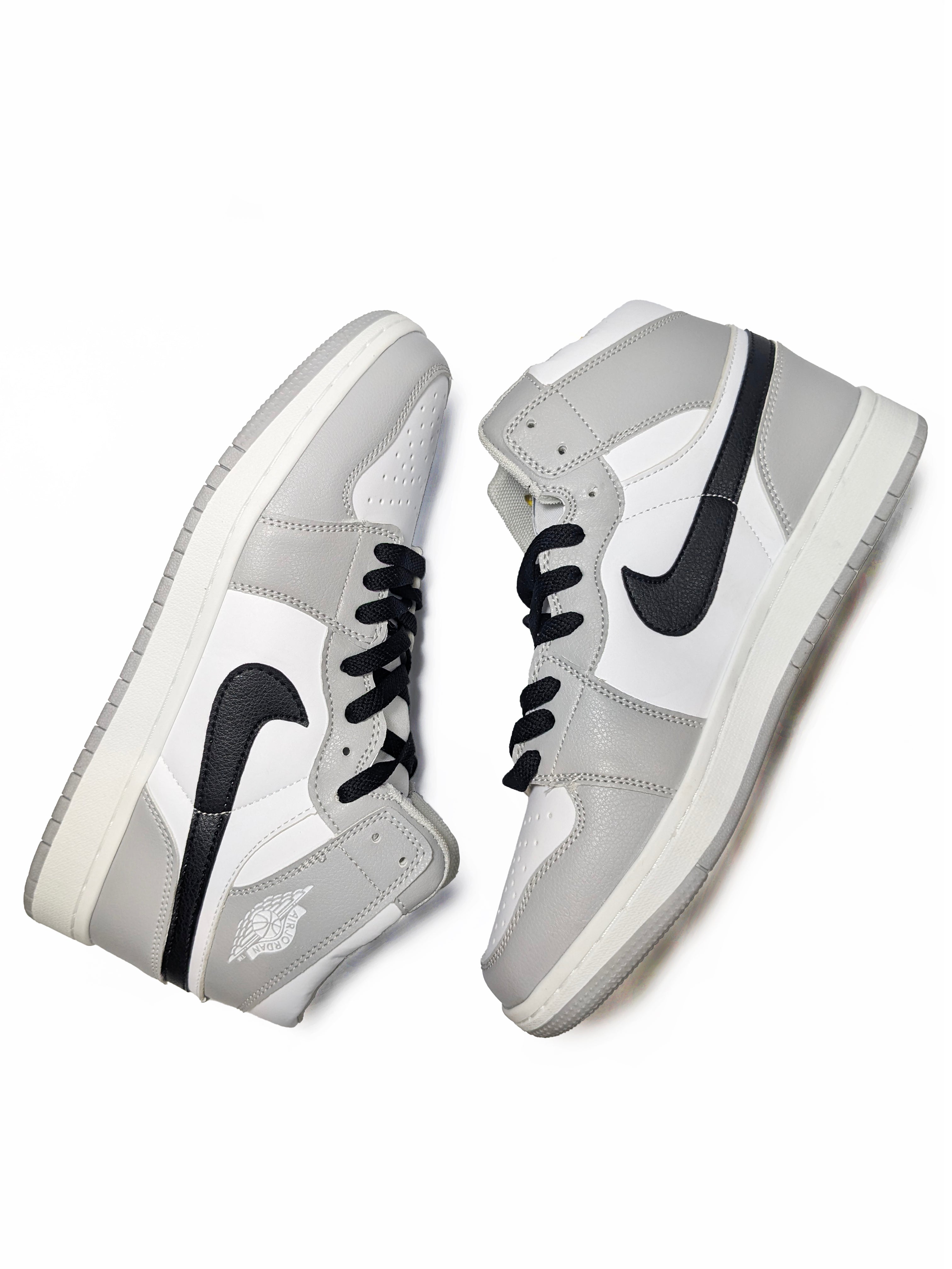 Air Jordan 1 Mid- White