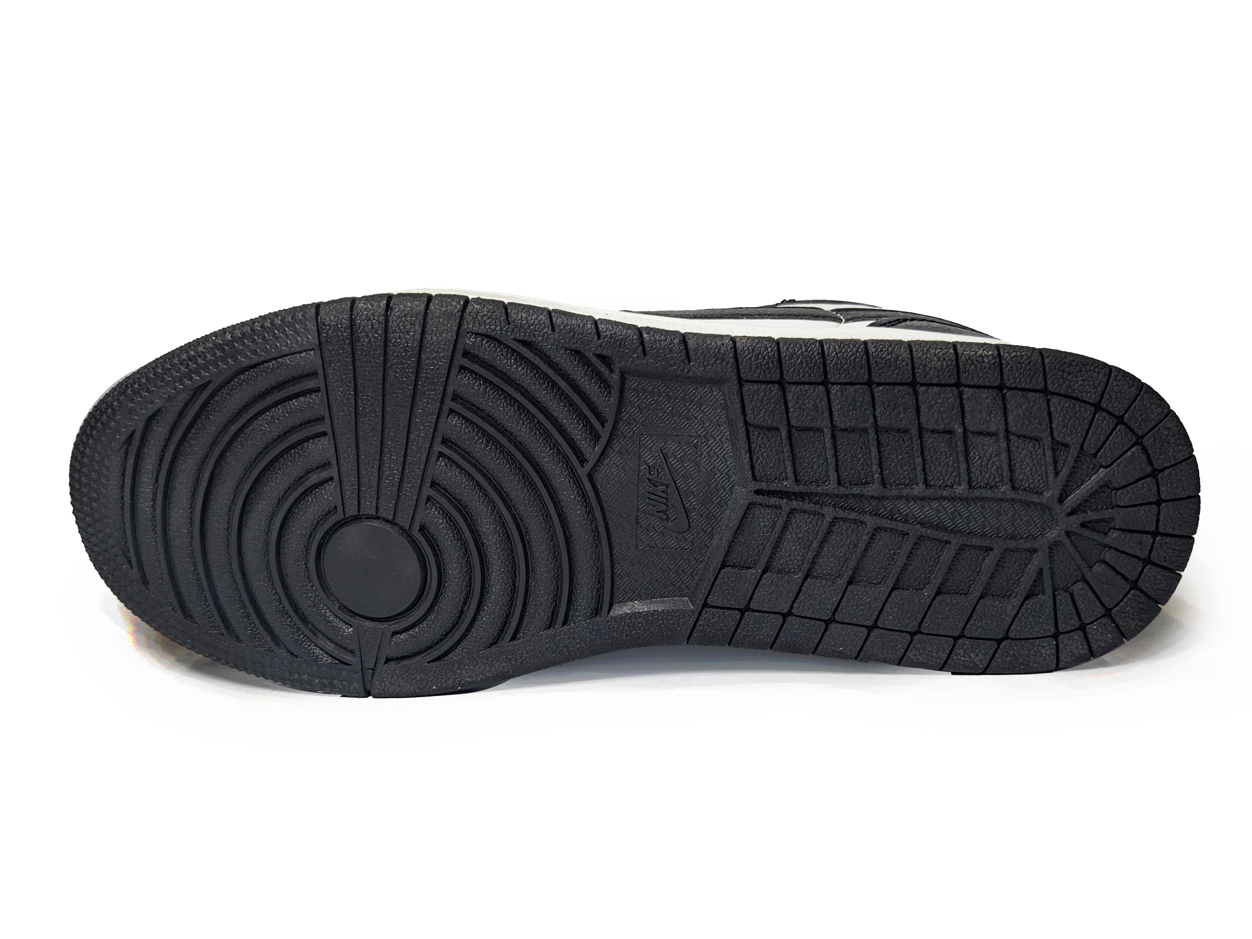 Air Jordan 1 Mid- Black